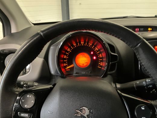 Peugeot 108 1.0 e-VTi Style ActivLease financial lease