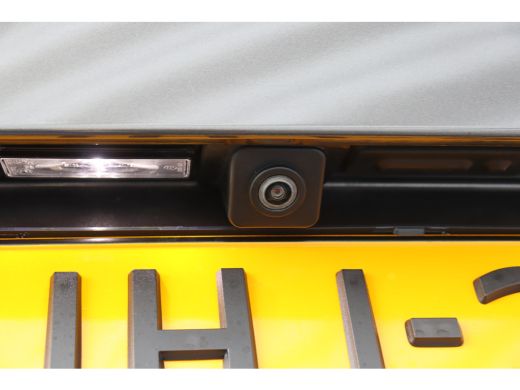 Peugeot 3008 1.2 PURETECH 130PK GT PACK AUTOMAAT / NAVI / LEDER / CLIMA / PDC / 19" LMV / CAMERA / BLACK PACK ... ActivLease financial lease