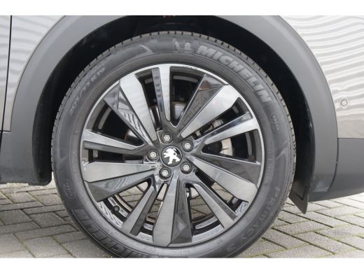 Peugeot 3008 1.2 PURETECH 130PK GT PACK AUTOMAAT / NAVI / LEDER / CLIMA / PDC / 19" LMV / CAMERA / BLACK PACK ... ActivLease financial lease