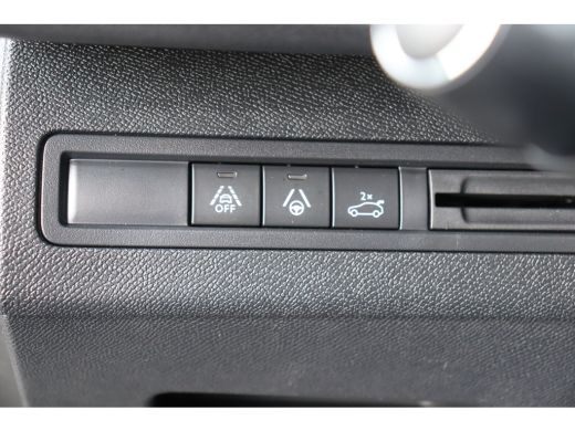 Peugeot 3008 1.2 PURETECH 130PK GT PACK AUTOMAAT / NAVI / LEDER / CLIMA / PDC / 19" LMV / CAMERA / BLACK PACK ... ActivLease financial lease