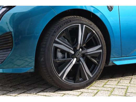 Peugeot 308 1.2 Hybrid 145 e-DCS6 GT | Adaptieve Cruise | AGR | Massage | 360 Camera | Stoel+Stuurverwarming ... ActivLease financial lease