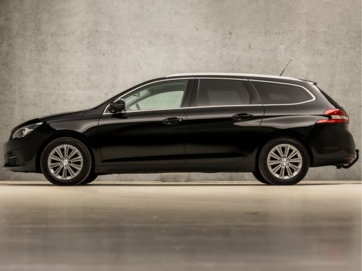 Peugeot 308 SW 1.2 PureTech Premium Sport Automaat (PANORAMADAK, APPLE CARPLAY, GROOT NAVI, 360 CAMERA, SPORT... ActivLease financial lease