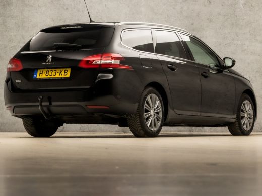 Peugeot 308 SW 1.2 PureTech Premium Sport Automaat (PANORAMADAK, APPLE CARPLAY, GROOT NAVI, 360 CAMERA, SPORT... ActivLease financial lease