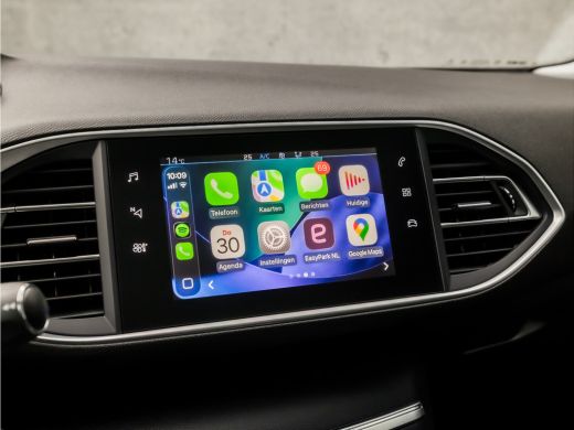 Peugeot 308 SW 1.2 PureTech Premium Sport Automaat (PANORAMADAK, APPLE CARPLAY, GROOT NAVI, 360 CAMERA, SPORT... ActivLease financial lease