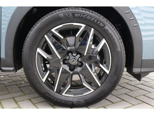 Peugeot 5008 1.2 HYBRID 145PK 7-ZITS ALLURE AUTOMAAT / NAVI / LEDER / CLIMA / FULL-LED / PDC / 19" LMV / CAMER... ActivLease financial lease