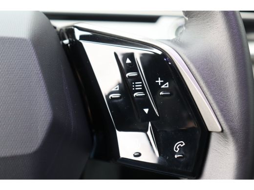 Peugeot 5008 1.2 HYBRID 145PK 7-ZITS ALLURE AUTOMAAT / NAVI / LEDER / CLIMA / FULL-LED / PDC / 19" LMV / CAMER... ActivLease financial lease