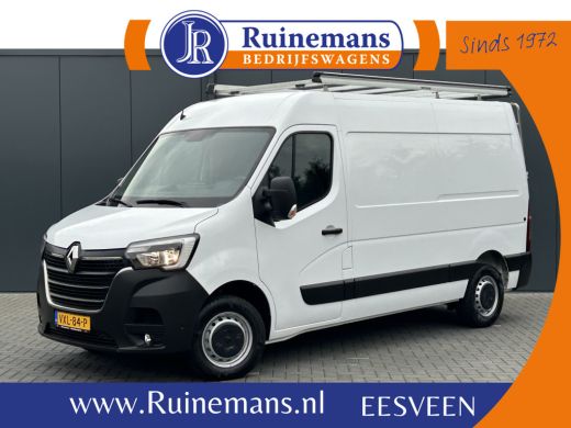 Renault Master T35 2.3 dCi 136 PK / L2H2 / 37.618 KM !! / 1e EIG. / IMPERIAAL / AIRCO / CRUISE / NAVI / CAMERA /... Renault Master T35 2.3 dCi 136 PK / L2H2 / 37.618 KM !! / 1e EIG. / IMPERIAAL / AIRCO / CRUISE / NAVI / CAMERA /...