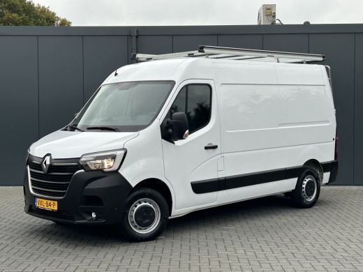 Renault Master T35 2.3 dCi 136 PK / L2H2 / 37.618 KM !! / 1e EIG. / IMPERIAAL / AIRCO / CRUISE / NAVI / CAMERA /... ActivLease financial lease