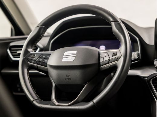 Seat Leon 1.5 TSI Sport 150Pk (VIRTUAL COCKPIT, APPLE CARPLAY, GROOT NAVI, TREKHAAK, CAMERA, SPORTSTOELEN, ... ActivLease financial lease