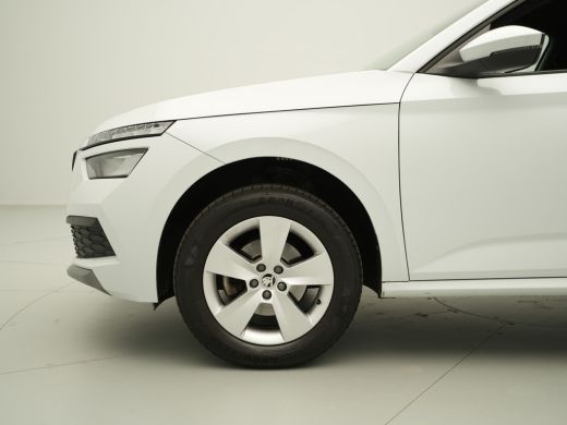 Skoda Kamiq 1.0 TSI 115pk Sport Business Navi via app Wegkl. trekhaak Stoelverwarming Clima 65 ActivLease financial lease