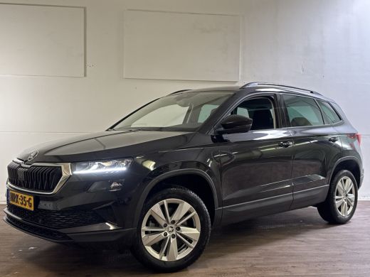 Skoda Karoq 1.5 TSI ACT 150PK DSG ELEGANCE VIRTUAL/CAMERA/CARPLAY ActivLease financial lease