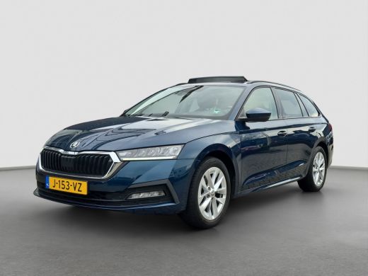 Skoda Octavia Combi 1.0 TSI Business Edition Panoramadak | Digitaal dashboard | Parkeersensoren | 17" Lmv | Cli...