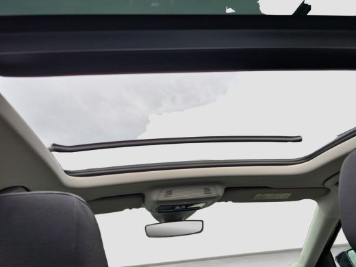 Skoda Octavia Combi 1.0 TSI Business Edition Panoramadak | Digitaal dashboard | Parkeersensoren | 17" Lmv | Cli... ActivLease financial lease