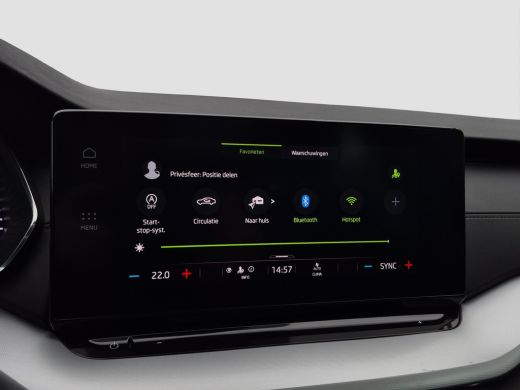 Skoda Octavia Combi 1.0 TSI Business Edition Panoramadak | Digitaal dashboard | Parkeersensoren | 17" Lmv | Cli... ActivLease financial lease