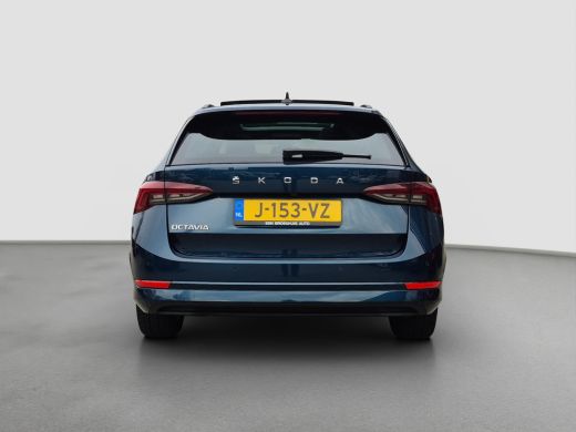 Skoda Octavia Combi 1.0 TSI Business Edition Panoramadak | Digitaal dashboard | Parkeersensoren | 17" Lmv | Cli... ActivLease financial lease