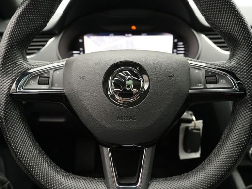 Skoda Octavia Combi 1.5 TSI 150pk DSG Greentech Business Edition Panorama Trekhaak Stoelverwarming Carplay 189 ActivLease financial lease