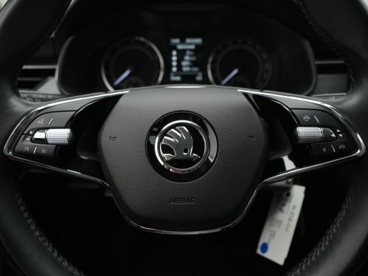 Skoda Scala 1.0 TSI 110pk DSG Ambition Navigatie Pdc Led Carplay 335 ActivLease financial lease