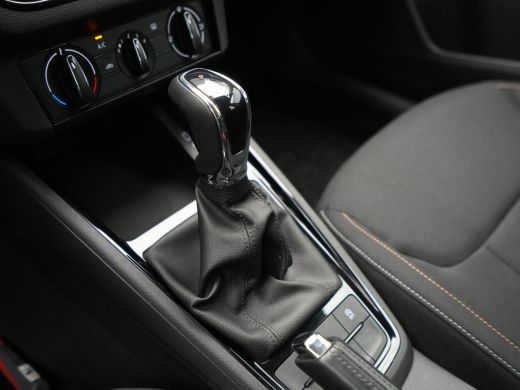 Skoda Scala 1.0 TSI 110pk DSG Ambition Navigatie Pdc Led Carplay 335 ActivLease financial lease