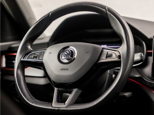 Skoda Scala 1.0 TSI Sport (PANORAMADAK, VIRTUAL COCKPIT, APPLE CARPLAY, GROOT NAVI, KUIPSTOELEN, CLIMATE, GET... ActivLease financial lease