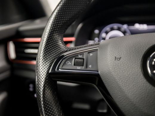 Skoda Scala 1.0 TSI Sport (PANORAMADAK, VIRTUAL COCKPIT, APPLE CARPLAY, GROOT NAVI, KUIPSTOELEN, CLIMATE, GET... ActivLease financial lease