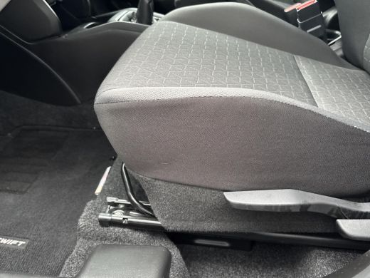 Suzuki Swift 1.2 Select Smart Hybrid | Parkeersensoren achter | Navigatiesysteem | Adaptieve Cruise Control | ... ActivLease financial lease