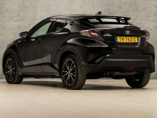 Toyota C-HR 1.8 Hybrid Sport Automaat (NAVIGATIE, LEDER, CAMERA, KEYLESS, STOELVERWARMING, ZWART HEMEL, SPORT... ActivLease financial lease