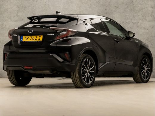 Toyota C-HR 1.8 Hybrid Sport Automaat (NAVIGATIE, LEDER, CAMERA, KEYLESS, STOELVERWARMING, ZWART HEMEL, SPORT... ActivLease financial lease