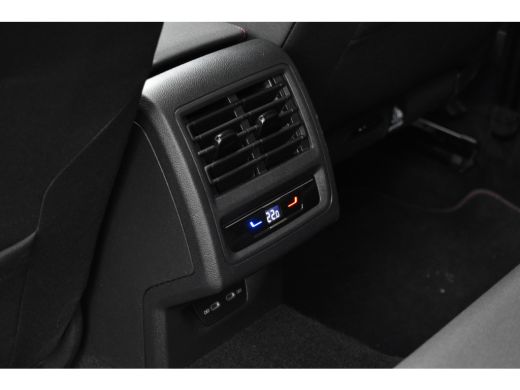 Volkswagen Golf GTI 2.0 TSI 245PK DSG GTI-SPORT HARMANN-KARDON/IQ-LIGHT/PANORAMADAK ActivLease financial lease