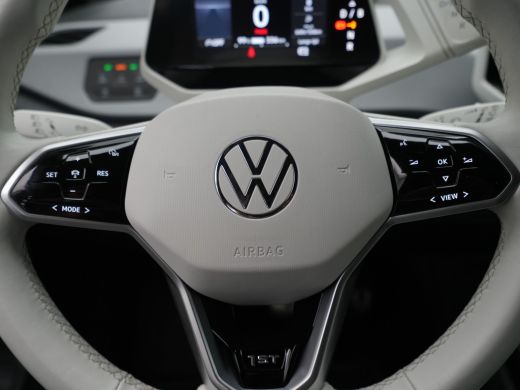 Volkswagen ID.3 First Plus 58 kWh 204pk Navigatie Camera Acc Stoelverwarming Carplay 049 ActivLease financial lease