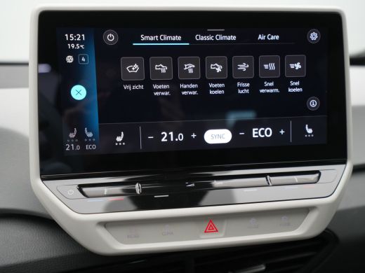 Volkswagen ID.3 First Plus 58 kWh 204pk Navigatie Camera Acc Stoelverwarming Carplay 049 ActivLease financial lease