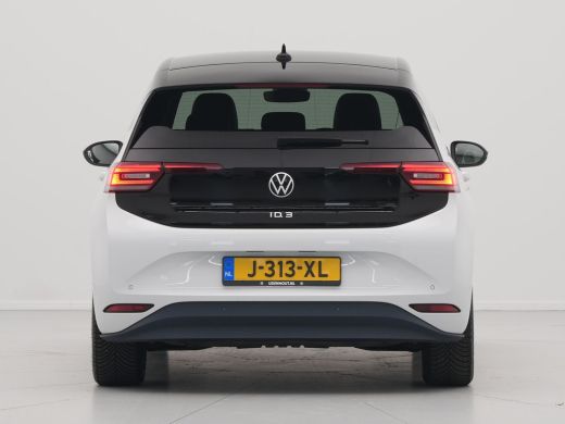Volkswagen ID.3 First Plus 58 kWh 204pk Navigatie Camera Acc Stoelverwarming Carplay 049 ActivLease financial lease