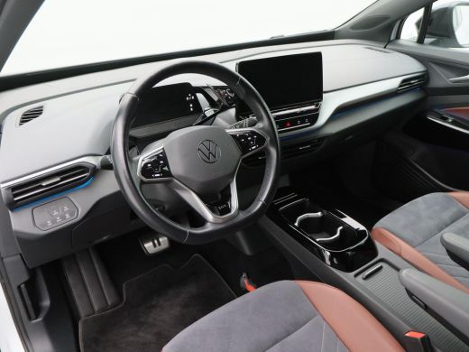 Volkswagen ID.4 First 77 kWh 205 Pk | LED-verlichting | Leder/Alcantara | Adaptive Cruise | Camera | CarPlay | Zw... ActivLease financial lease