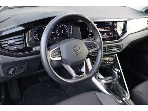 Volkswagen Polo 1.0 TSI Life Edition 95PK | Achteruitrijcamera | Draadloze telefoonlader | Keyless entry/start ActivLease financial lease