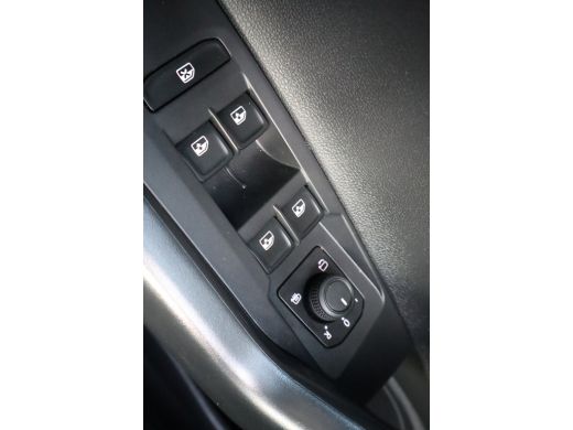 Volkswagen Polo 1.0 TSI Life Edition 95PK | Achteruitrijcamera | Draadloze telefoonlader | Keyless entry/start ActivLease financial lease