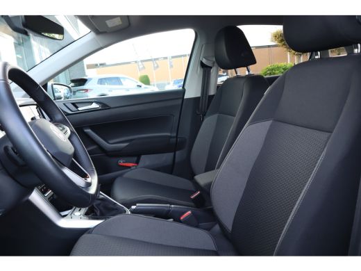 Volkswagen Polo 1.0 TSI Life Edition 95PK | Achteruitrijcamera | Draadloze telefoonlader | Keyless entry/start ActivLease financial lease