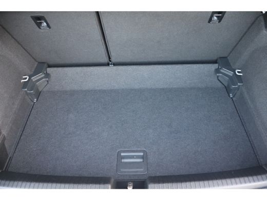 Volkswagen Polo 1.0 TSI Life Edition 95PK | Achteruitrijcamera | Draadloze telefoonlader | Keyless entry/start ActivLease financial lease