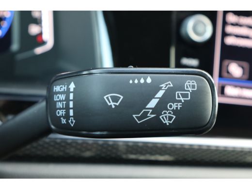 Volkswagen Polo 1.0 TSI Life Edition 95PK | Achteruitrijcamera | Draadloze telefoonlader | Keyless entry/start ActivLease financial lease