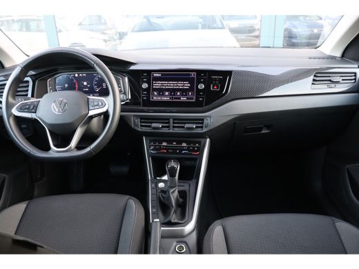 Volkswagen Polo 1.0 TSI Life Edition 95PK | Achteruitrijcamera | Draadloze telefoonlader | Keyless entry/start ActivLease financial lease