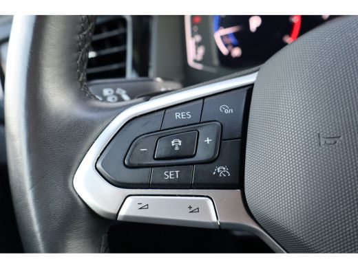 Volkswagen Polo 95PK 1.0 TSI Life Edition | Achteruitrijcamera | Draadloze telefoonlader | Hill hold functie ActivLease financial lease