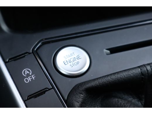 Volkswagen Polo 95PK 1.0 TSI Life Edition | Achteruitrijcamera | Draadloze telefoonlader | Hill hold functie ActivLease financial lease