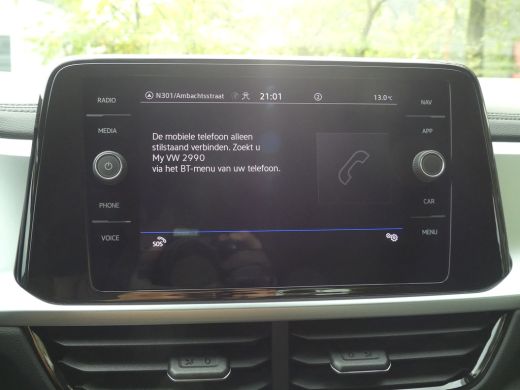 Volkswagen T-Roc 1.0 TSI 110PK Life | ADAPTIVE CRUISE | NAVI | APPLE CARPLAY/ANDROID AUTO | PARKEERSENSOREN V+A | ActivLease financial lease