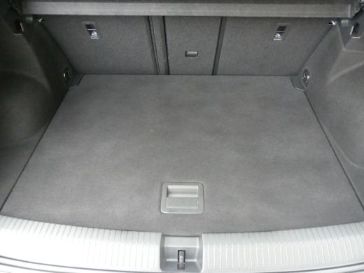 Volkswagen T-Roc 1.0 TSI 110PK Life | ADAPTIVE CRUISE | NAVI | APPLE CARPLAY/ANDROID AUTO | PARKEERSENSOREN V+A | ActivLease financial lease