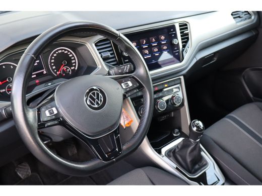 Volkswagen T-Roc 1.0 TSI Style 110PK | Cruise control adaptief | Hill hold functie | Parkeersensor voor en achter ActivLease financial lease
