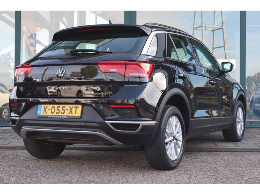 Volkswagen T-Roc 1.0 TSI Style 110PK | Cruise control adaptief | Hill hold functie | Parkeersensor voor en achter ActivLease financial lease
