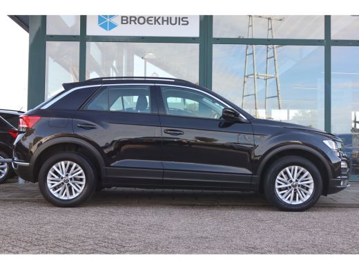 Volkswagen T-Roc 1.0 TSI Style 110PK | Cruise control adaptief | Hill hold functie | Parkeersensor voor en achter ActivLease financial lease
