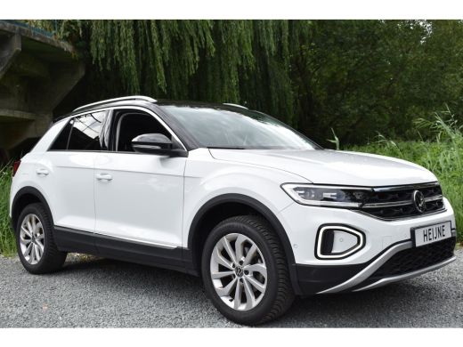 Volkswagen T-Roc 1.5 TSI DSG 150PK STYLE VIRTUAL/IQ-LIGHT/TREKHAAK ActivLease financial lease
