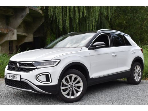 Volkswagen T-Roc 1.5 TSI DSG 150PK STYLE VIRTUAL/IQ-LIGHT/TREKHAAK ActivLease financial lease