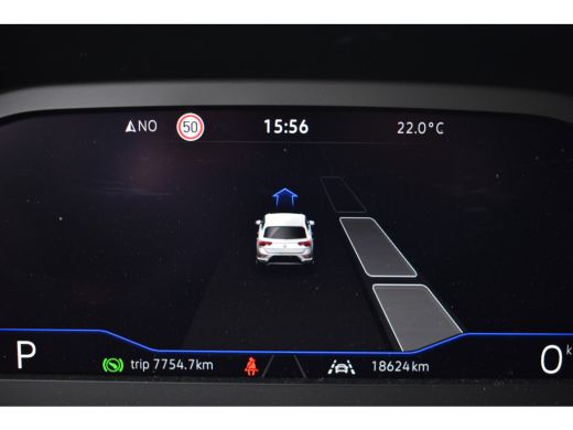 Volkswagen T-Roc 1.5 TSI DSG 150PK STYLE VIRTUAL/IQ-LIGHT/TREKHAAK ActivLease financial lease