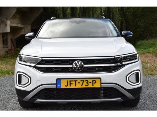 Volkswagen T-Roc 1.5 TSI DSG 150PK STYLE VIRTUAL/IQ-LIGHT/TREKHAAK ActivLease financial lease