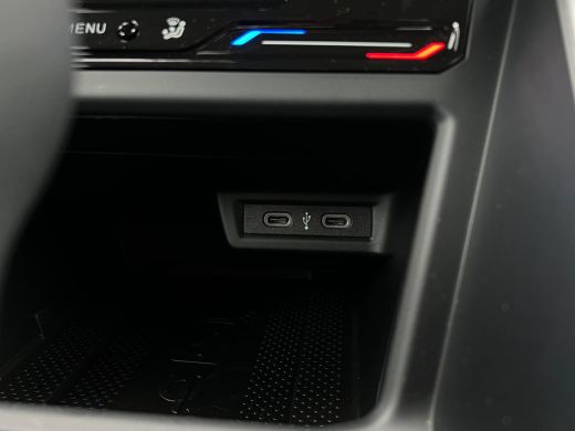 Volkswagen Taigo Life Edition | 'App-Connect' smartphone integratie | 'We Connect Plus' (abonnement 12 maanden) | ... ActivLease financial lease